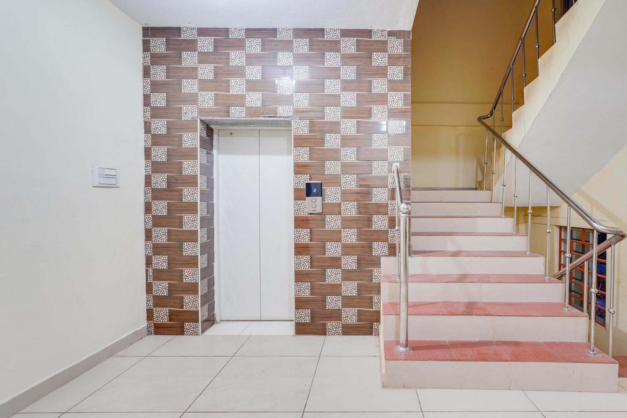 Super Hotel O Sharmila Guest House Kottakuppam Exterior foto